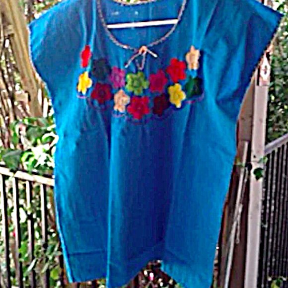Mexican Embroidered Blue Blouse, M L, Mexican Artist style, Folk Art - Picture 6 of 8